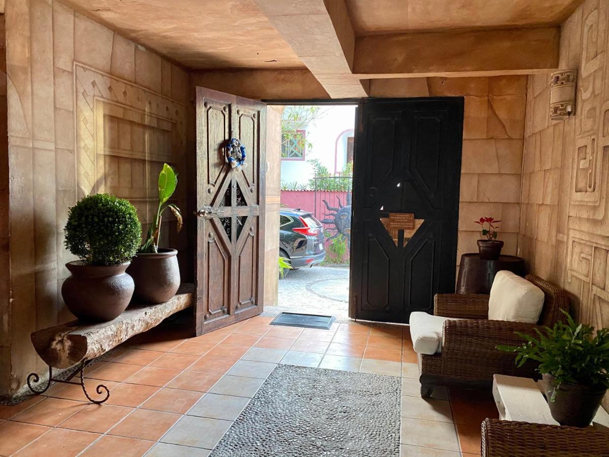 Casa Caribe Cancún Extérieur photo Entrance to the house
